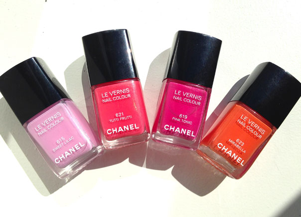 Chanel Sweet Lilac (615) Le Vernis Nail Colour Review & Swatches