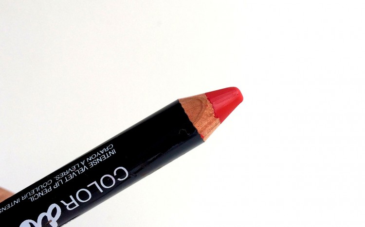 maybelline_light_it_up